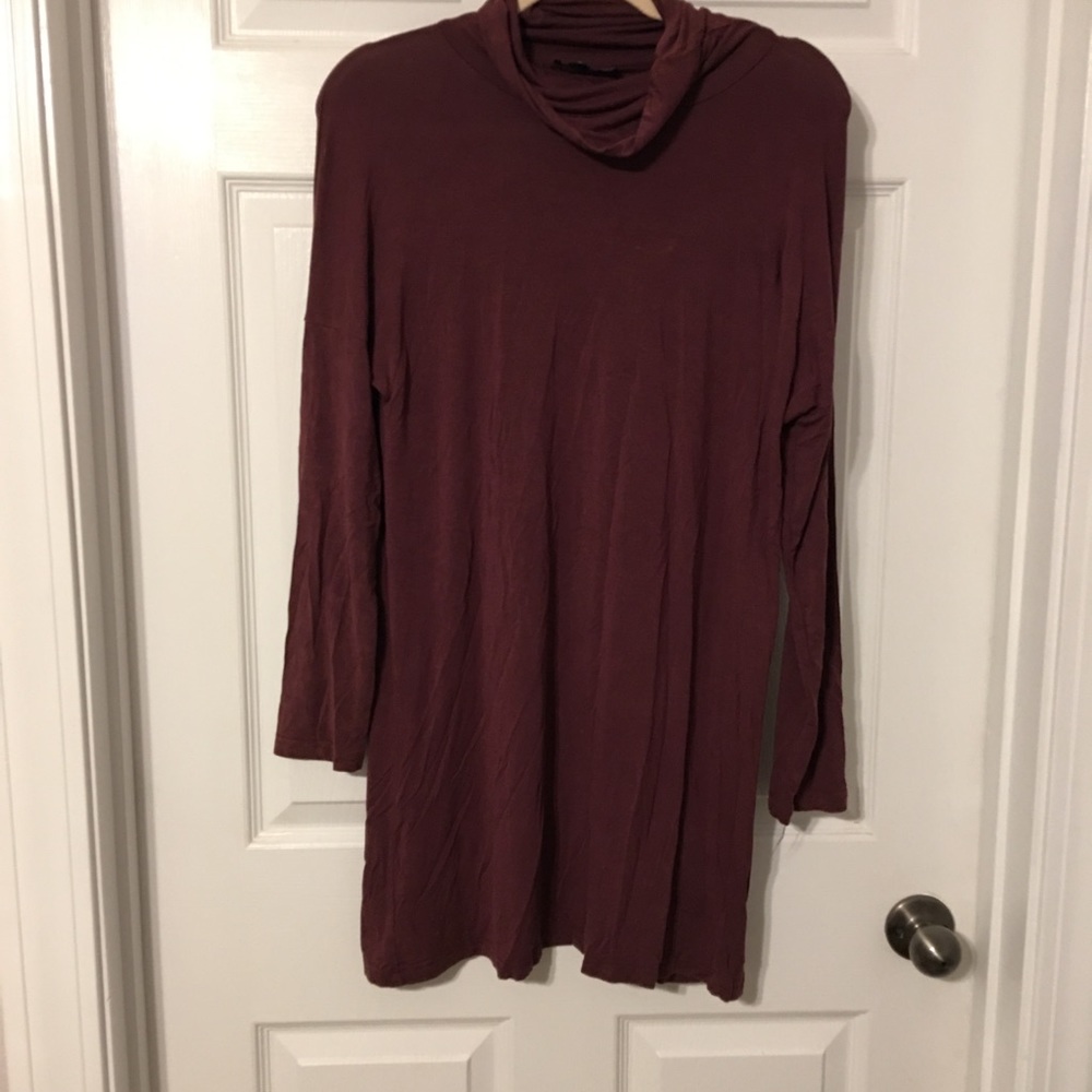 Maroon long sleeve dress
